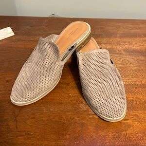 American eagle mules size 10